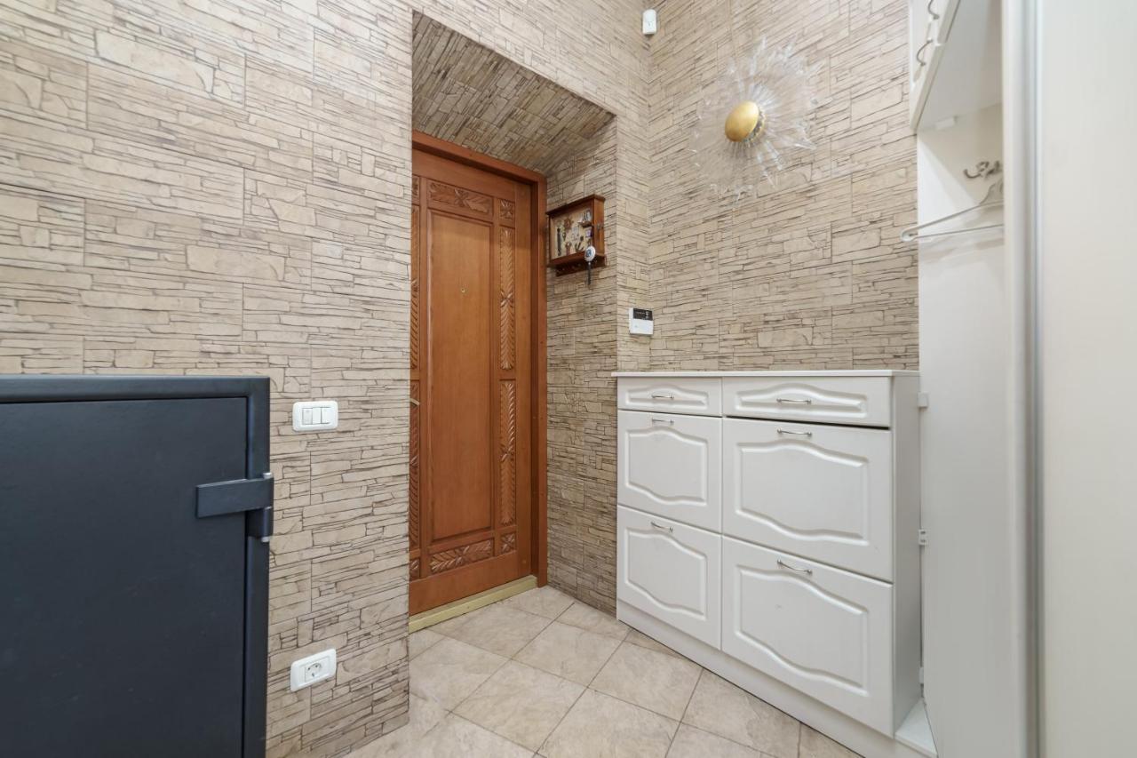Katerynyska 2 Level Apartment With Sauna 敖德萨 外观 照片