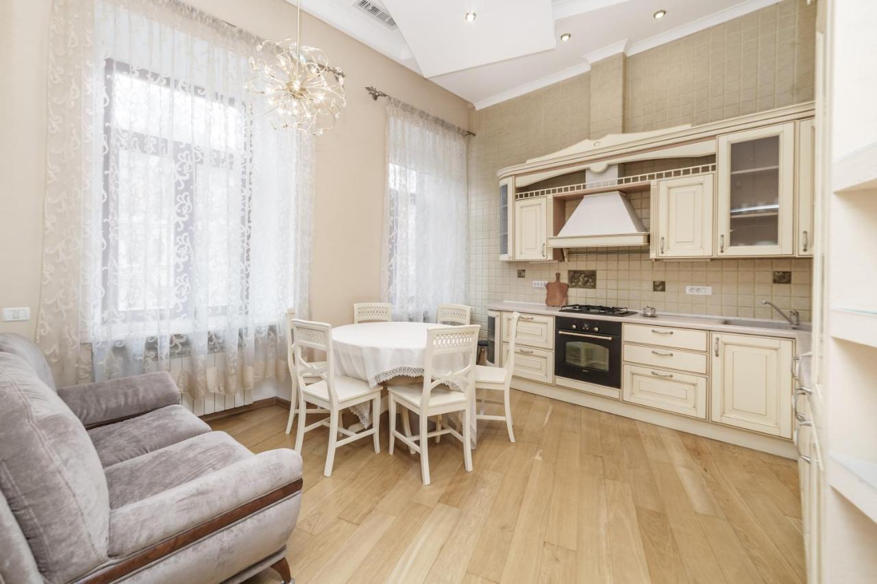 Katerynyska 2 Level Apartment With Sauna 敖德萨 外观 照片